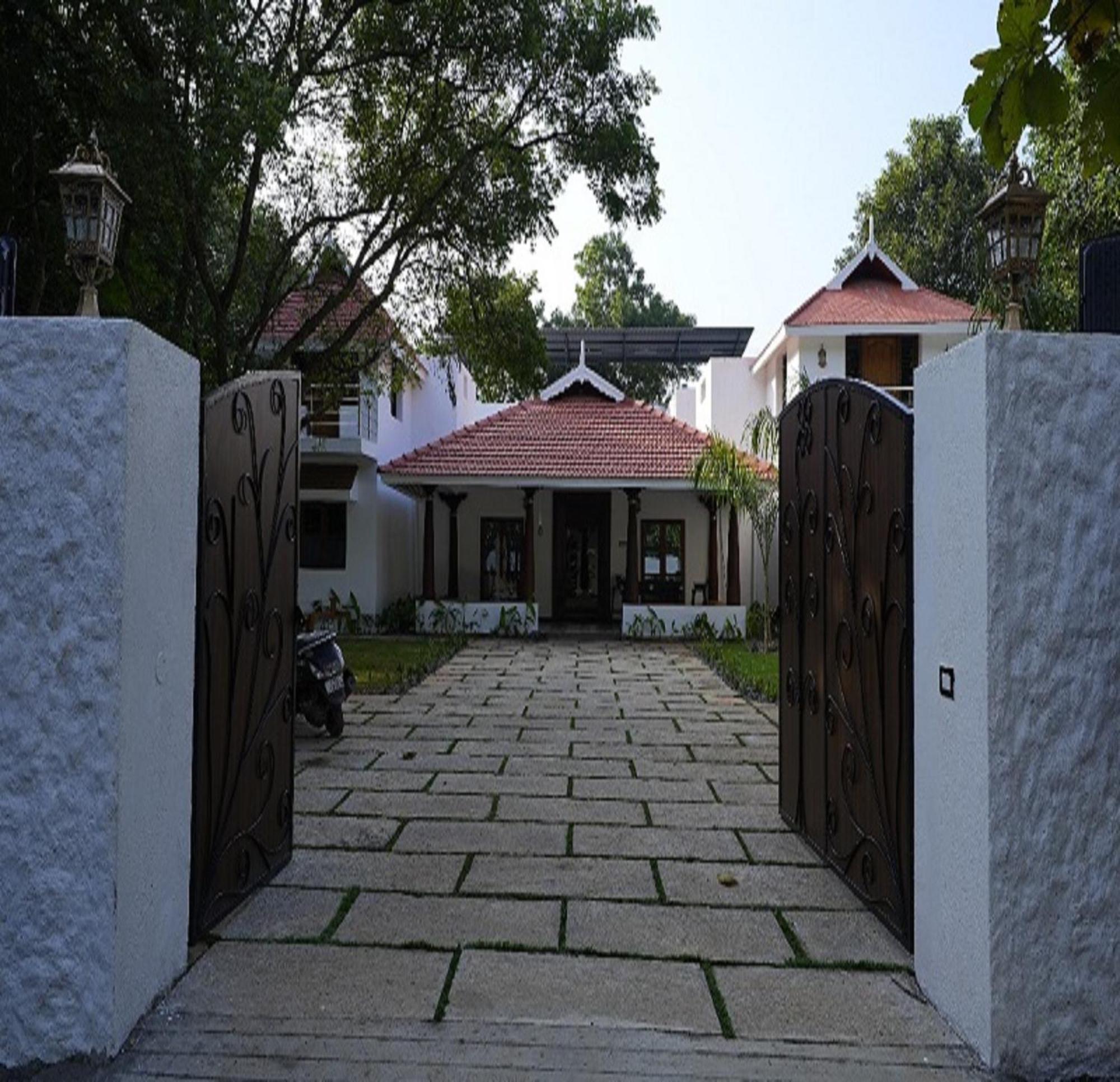 פונדיצ'רי Courtyard Castle Heritage Resort מראה חיצוני תמונה