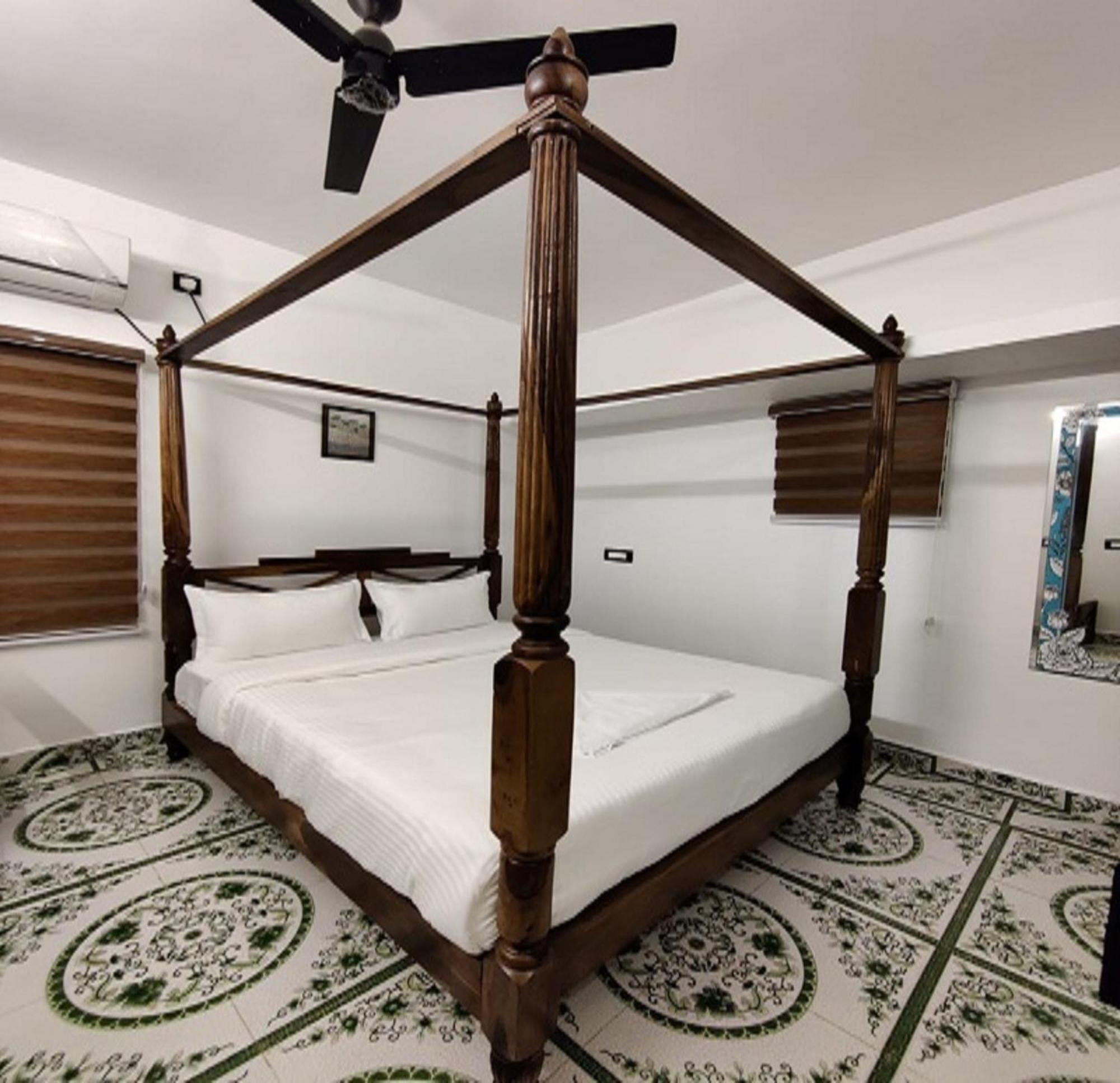 פונדיצ'רי Courtyard Castle Heritage Resort מראה חיצוני תמונה