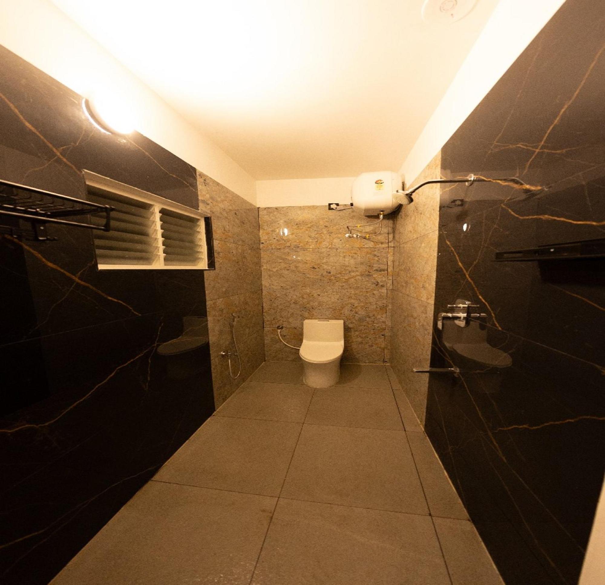 פונדיצ'רי Courtyard Castle Heritage Resort מראה חיצוני תמונה
