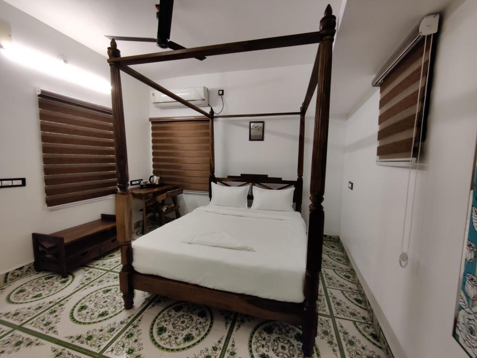 פונדיצ'רי Courtyard Castle Heritage Resort מראה חיצוני תמונה