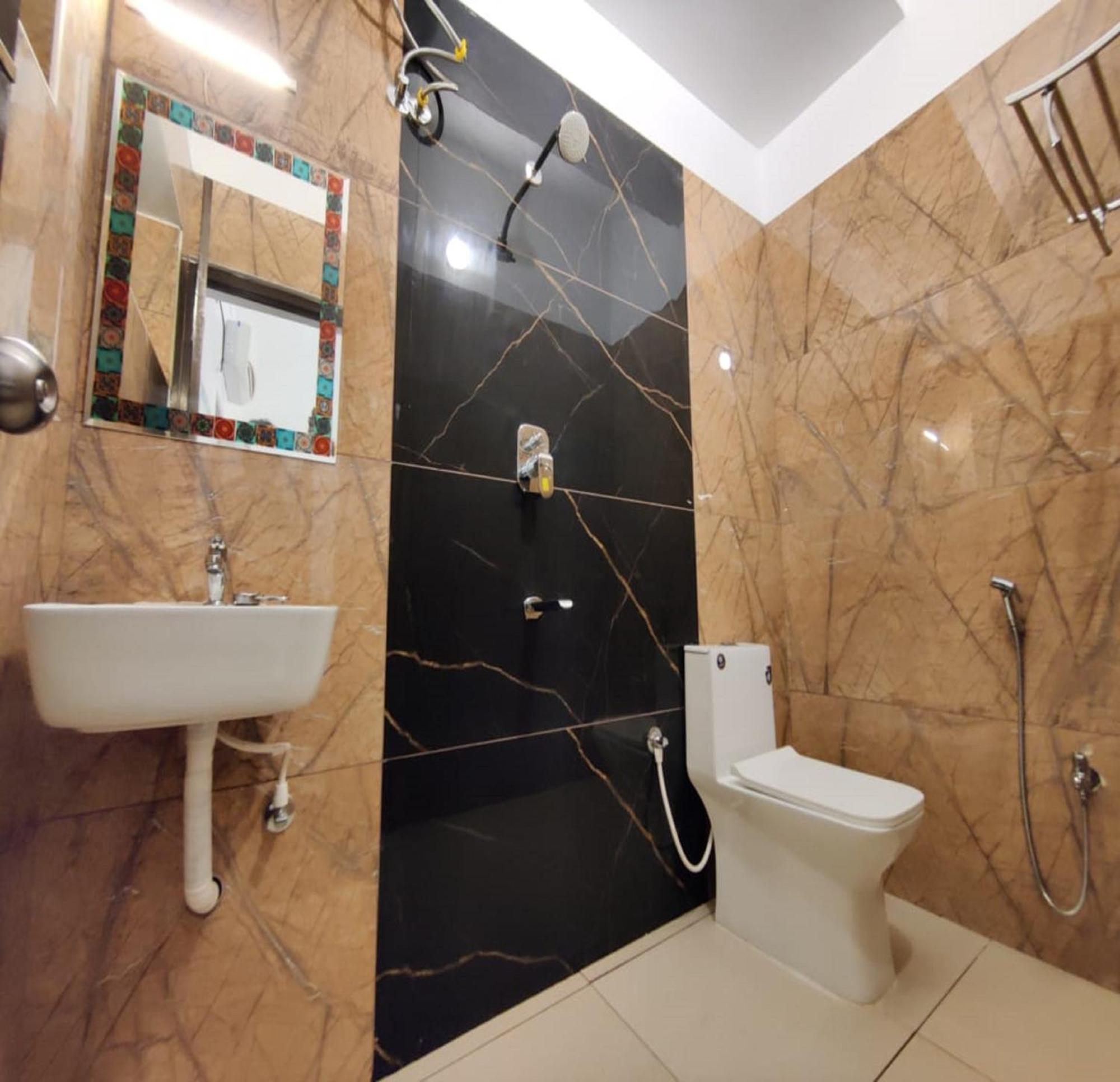 פונדיצ'רי Courtyard Castle Heritage Resort מראה חיצוני תמונה